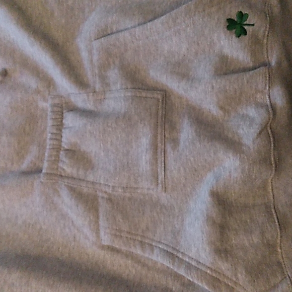 NWT Ireland hooded sweatshirt size medium - Picture 3 of 7